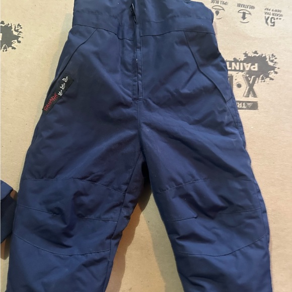 CANADA WEATHER GEAR. JACKET
SIZE 24 MONTHS
PLUS SNOW-PANTS - Picture 6 of 8